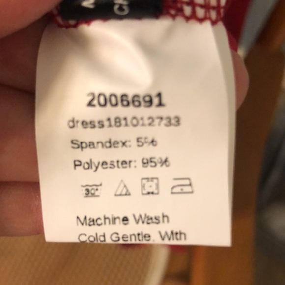 One shoulder wine colored dress with scalloped details - Picture 5 of 5